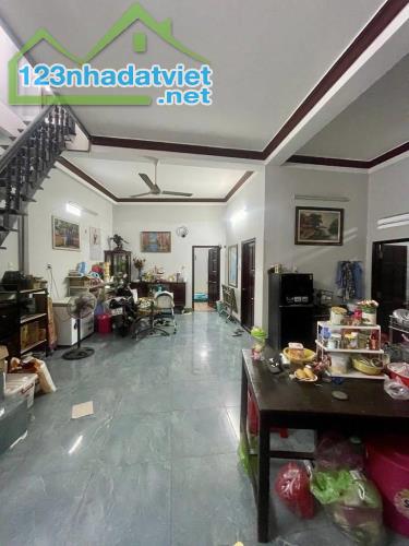 MẶT TIỀN VIP KINH DOANH ĐƯỜNG PHAN VĂN HỚN QUẬN 12 - HƠN 133M2 (4x26), NỞ HẬU, 3 TẦNG - 3