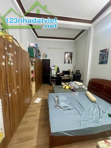 MẶT TIỀN VIP KINH DOANH ĐƯỜNG PHAN VĂN HỚN QUẬN 12 - HƠN 133M2 (4x26), NỞ HẬU, 3 TẦNG - 4
