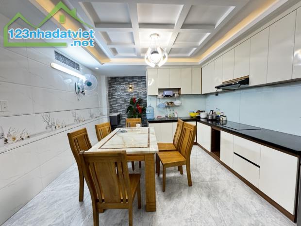 BÁN NHÀ 5 TẦNG HẺM NGUYỄN DUY CUNG, PHƯỜNG 12 , GÒ VẤP , DT90M , GIÁ 11 TỶ - 4