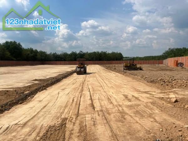 CẦN BÁN 13.831M ĐẤT SKC GIÁ 30 TỶ TẠI BÌNH DƯƠNG