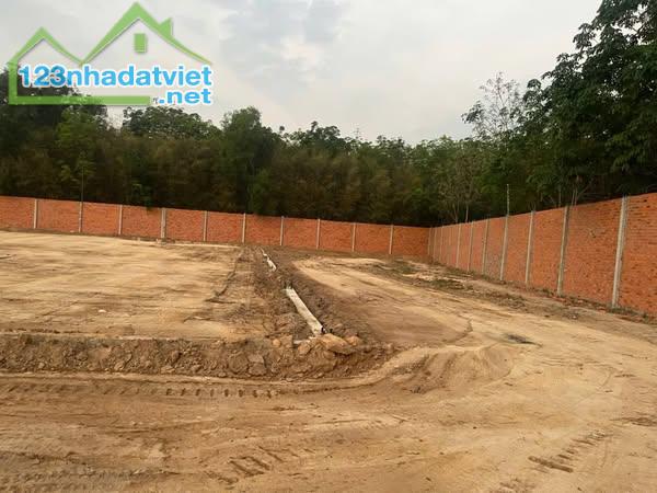 CẦN BÁN 13.831M ĐẤT SKC GIÁ 30 TỶ TẠI BÌNH DƯƠNG - 1