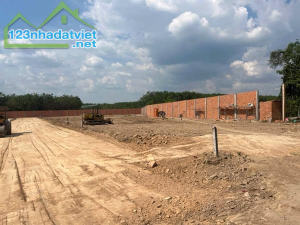 CẦN BÁN 13.831M ĐẤT SKC GIÁ 30 TỶ TẠI BÌNH DƯƠNG - 2