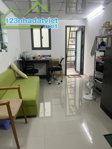 Bán nhà quận 10, đường Tô Hiến Thành, 49m2, 4 tầng, hẻm 4m, sát mặt tiền 8.5 tỷ - 3