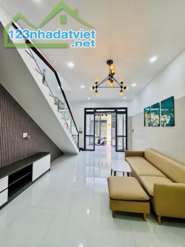 Gần chợ Vườn Lài ngã tư ga hẻm ô tô nhà ngon vào ở ngay nhìn là thích - 2