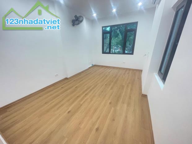 NHÀ MỚI PHỐ TÂY SƠN, TT ĐỐNG ĐA, NHÀ ĐẸP, LÔ GÓC, Ô TÔ VÀO NHÀ, FULL NỘI THẤT, XEM LÀ CHỐT - 1