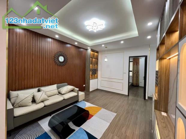 Duy nhất căn giá cực tốt tầng đẹp tòa CT8 Đại Thanh 55m TK 2PN, sổ đỏ, giá 2.49 tỷ - 3