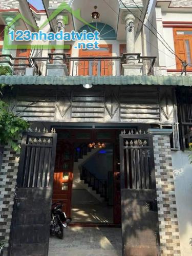 🏡 BẤT NGỜ! CĂN NHÀ PHỐ MỄ TRÌ - TIỀM NĂNG "VÀNG"