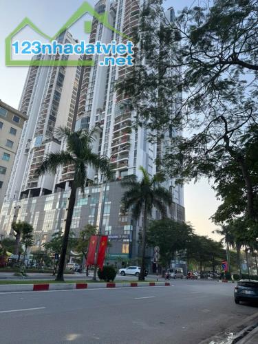 Căn hộ chung cư new sky Văn quán 125m  3 ngủ vị trí trung tâm đáng sống bậc nhất