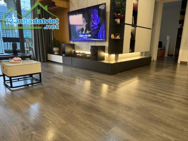 Căn hộ chung cư new sky Văn quán 125m  3 ngủ vị trí trung tâm đáng sống bậc nhất - 2