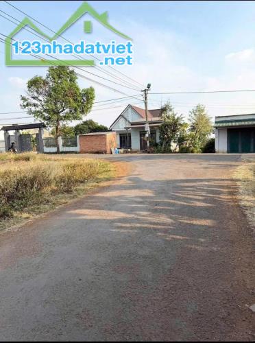 Đất mặt tiền B4 thôn 4 CưEbur - 7 x 41m - giá 1.680 tỷ - 2