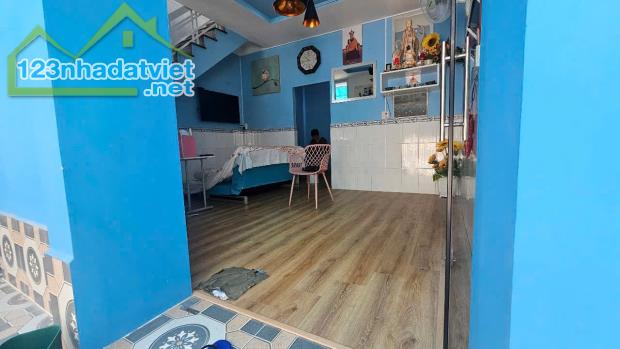 🔥Bán nhà 1 trệt 1 lầu TTTP Nha Trang. Ngay Chợ Đầm, đường ô tô 8m. Giá chỉ 4,6 tỷ - 1