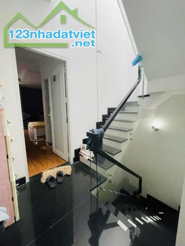 Bán nhà Hẻm Hoàng Hoa Thám, giao Nguyễn Thượng Hiền, 4x20m, 4 Tầng, 5PN, 9.5 tỷ. - 2