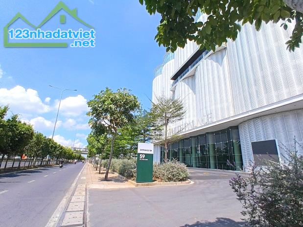 3.9 Tỷ Có Nhà 2 Lầu Sát Akari Quận Bình Tân - DTSD 97,3m²– Hẻm 4m– Thu Nhập Gần 10tr/Tháng