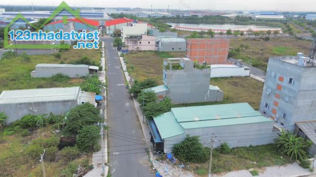 Bán đất 105m2 - Sổ hồng riêng công chứng sang tên trong ngày - Full thổ cư - 1