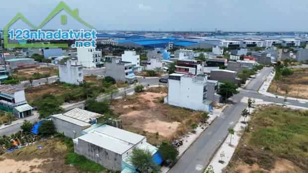 Bán đất 105m2 - Sổ hồng riêng công chứng sang tên trong ngày - Full thổ cư - 2