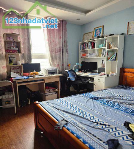Chính chủ cho thuê căn hộ 105m² - căn góc, 3PN, thoáng mát Tòa CT3, gần Goldmark City - 1
