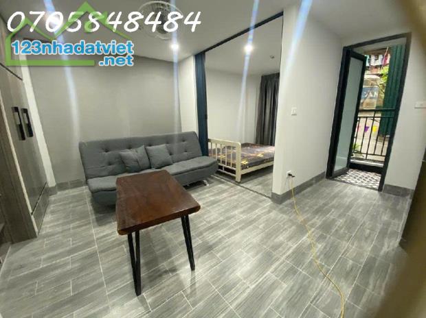 Tòa căn hộ dòng tiền ,thông ngõ 93 Hoàng Văn Thái 7 tầng 81m², mặt tiền 9m, giá chào 20 - 1