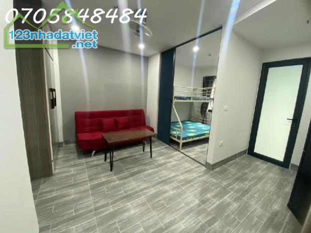 Tòa căn hộ dòng tiền ,thông ngõ 93 Hoàng Văn Thái 7 tầng 81m², mặt tiền 9m, giá chào 20 - 3
