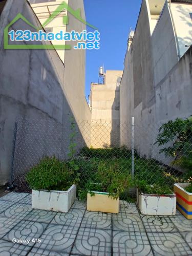BÁN ĐẤT MẶT TIỀN ĐƯỜNG 20M CÓ VỈA HÈ –GẦN THẠNH XUÂN 25– QUẬN 12 –95M² NỞ HẬU, CHỈ 5.5 TỶ - 1