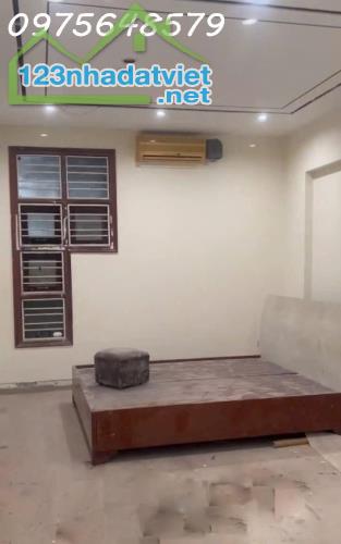 Bán nhà Miếu Đầm 56m Ô tô vào nhà Kinh doanh Giá đầu tư - 3