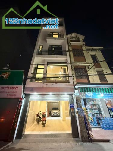 MẶT PHỐ AN DƯƠNG VƯƠNG 56m2 x  4T, OTO, KINH DOANH GIÁ  17 TỶ