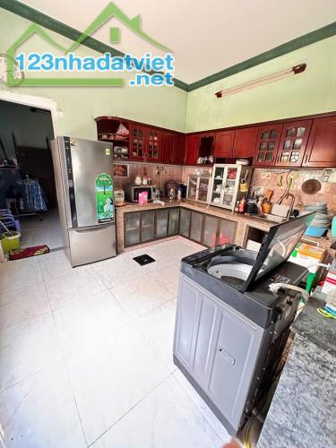 Bán Nhà Góc 2 Mặt Tiền - 4 Tầng - 4 PN - 4x20m - 4PN, 4WC - Nhỉnh 7 tỷ - 1
