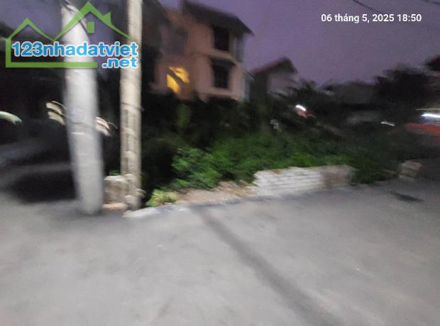 Chủ nhờ bán 40m2, mt4.5m, lô góc, 2.7 tỷ, Đông Anh - 4