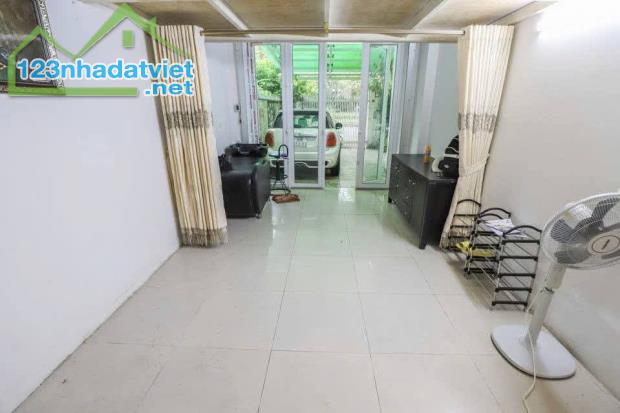 Bán biệt thư Ciputra dt 230m 3 tầng 10m mặt tiền giá  61 tỷ tây hồ Bắc Từ Liêm - 2