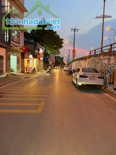 CẦN BÁN MẢNH ĐẤT VÀNG, THÔNG SỐ ĐẸP NGỌC THỤY 55M, MT 6.2M, LÔ GÓC, NỞ HẬU, Ô TÔ VÀO ĐẤT. - 2