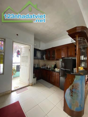Bán chung cư Việt Hưng-Long Biên-77m 2n1wc-tầng trung căn góc-sẵn sổ giao dịch-giá 3.3 tỷ - 1