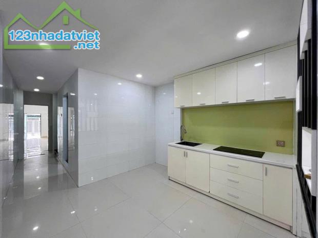 🚀Tha thiết được gieo duyên cho ai mua được căn nhà Trung Chánh,Hóc Môn này, 110m2,910tr - 3