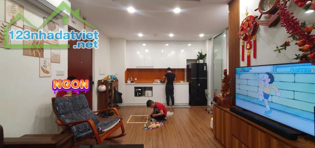 HIẾM NHÀ ĐẸP Ở NGAY-KTX THĂNG LONG 2 NGỦ-65M2-2,65 TỶ-DỊCH VỌNG-XUÂN THỦY-CẦU GIẤY