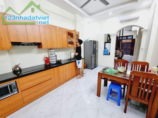 BÁN NHÀ THANH XUÂN 4 TẦNG x 65M2 PHÂN LÔ Ô TÔ THÔNG HAI MẶT PHỐ, RẤT GẦN PHỐ, KD VĂN PHÒNG - 4