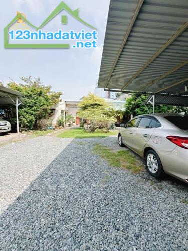 Bán Nhà Bãi Giữ Xe Hơi 948M2 Hoàng Hoa Thám F1 Gò Vấp 9XTỷ - 2