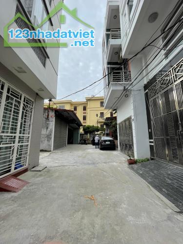 Bán lô đất ngay cạnh trường cấp 3 Hồng Bàng  80m giá chỉ có 3,1x tỷ  LH 0979087664 - 1