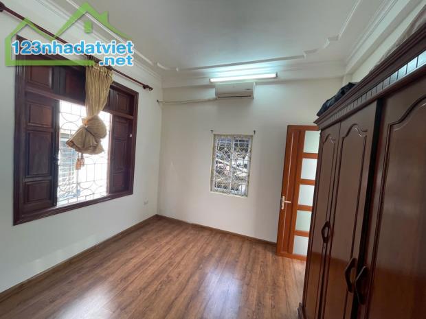Cho thuê nhà riêng ngõ Hòa Bình 7, Minh Khai, Hai Bà Trưng 60m x 4T, 4 ngủ giá 15 triệu - 2