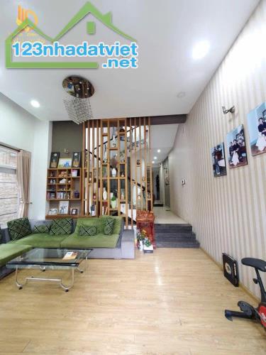 Nhà Mặt Tiền Hoàng Hoa Thám 4 Tầng 8×23 F1 Gò Vấp 25,XTỷ - 1