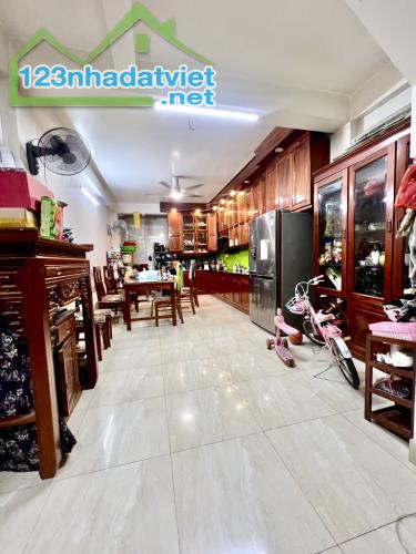 Bán Nhà Thạch Bàn 68m2-hơn 14 tỷ-PHÂN LÔ-VĨA HÈ-Ô TÔ TRÁNH-KINH DOANH-DÂN XÂY-FULL NỘI THẤ - 4