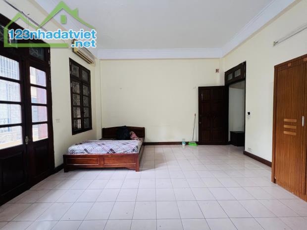 Bán nhà LôGóc Ôtô tránh Phố Kim Mã Thượng (Liễu Giai) 37/40mx5Tầng,MT 5.1m 16 Tỷ