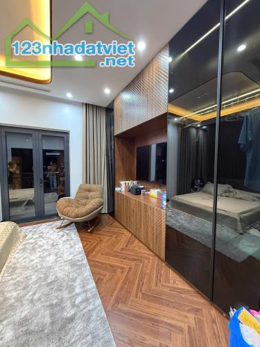 Căn duy nhất, nhà Hoàng Như Tiếp, 72m, full nội thất, ngõ thông, hơn 10 tỷ. - 1