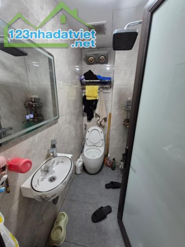 Nhỉnh 5 tỷ, 05 tầng, LÔ GÓC, sổ đỏ, xe ba gác vào nhà, Phố Vọng, Giải Phóng, Thanh Xuân - 4