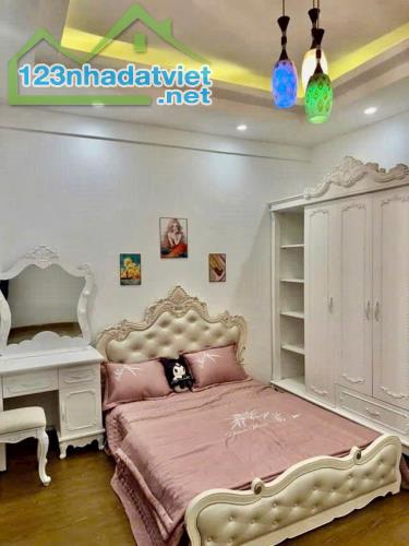BÁN CĂN HỘ 3 NGỦ CHUNG CƯ THÀNH PHỐ GIAO LƯU - LÔ GÓC - TẶNG FULL NỘI THẤT - VIEW HỒ - 1