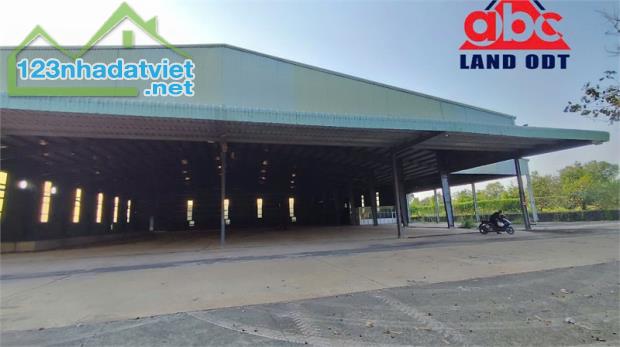 XT269 nhà xưởng cho thuê lâu dài, xưởng xa dân cư đường lớn xe cont di chuyển