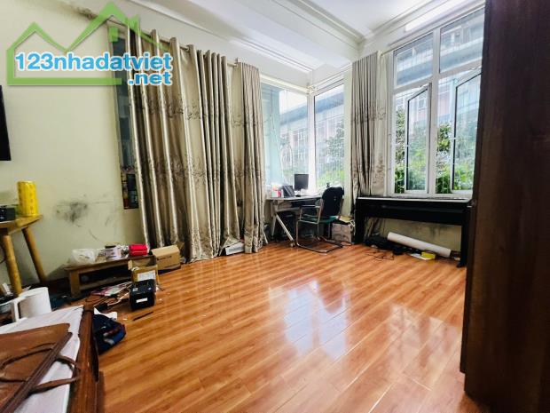 BÁN NHÀ HOÀNG QUỐC VIỆT 55M2 x 5 TẦNG - MẶT TIỀN 5.8M GIÁ CHÀO 10.8 TỶ - 3