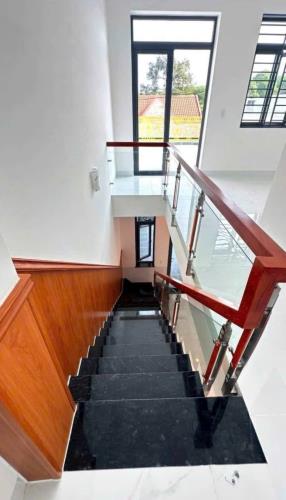 Cần Tiền Bán nhanh Căn nhà ở Tân thông Hội Cu Hi 700triệu sổ hồng riêng sẵn 108m2 bao phí - 2