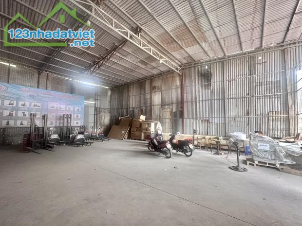 200m kho xưởng gần cụm công nghiệp Ngọc Hồi, container đỗ, giá 80k/m - 1