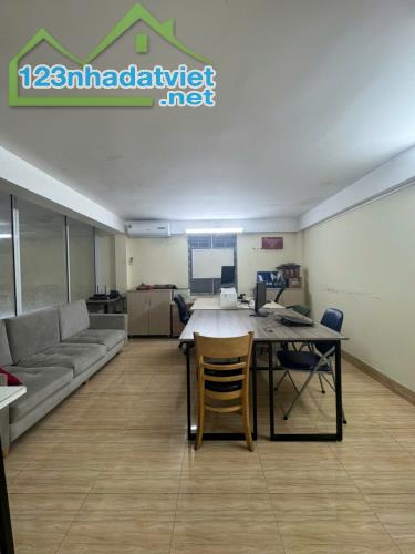 ♣ Nhà MT KD sát Chợ Hoà Cường, Tiểu La, 3 mặt thoáng, 70m2, 2.5 tầng, 6 tỷ - 3
