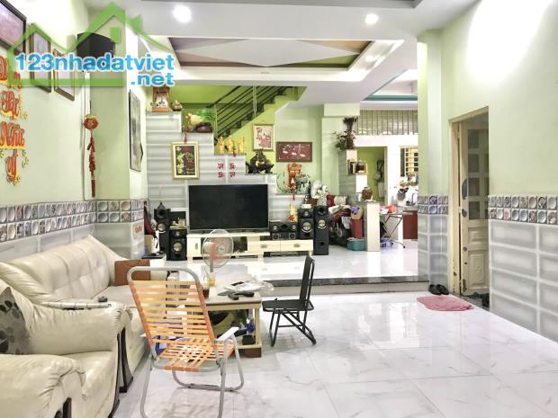 🌴 Sát mặt tiền Lê thị Hoa, Nhà 4 tầng 110mv, Hoàn công đủ, Không QH, LG. Có gara xe hơi. - 4