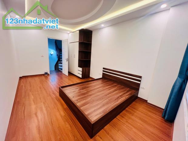 50M RA PHỐ, BA GÁC TRÁNH, NGÕ NÔNG RỘNG, NGUYỄN TRÃI THANH XUÂN 40M2 . - 2