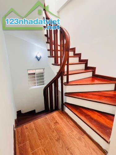 50M RA PHỐ, BA GÁC TRÁNH, NGÕ NÔNG RỘNG, NGUYỄN TRÃI THANH XUÂN 40M2 . - 3
